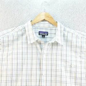 Patagonia Mens XL‎ Short Sleeve Button Down Shirt Plaid Pattern Casual Beach